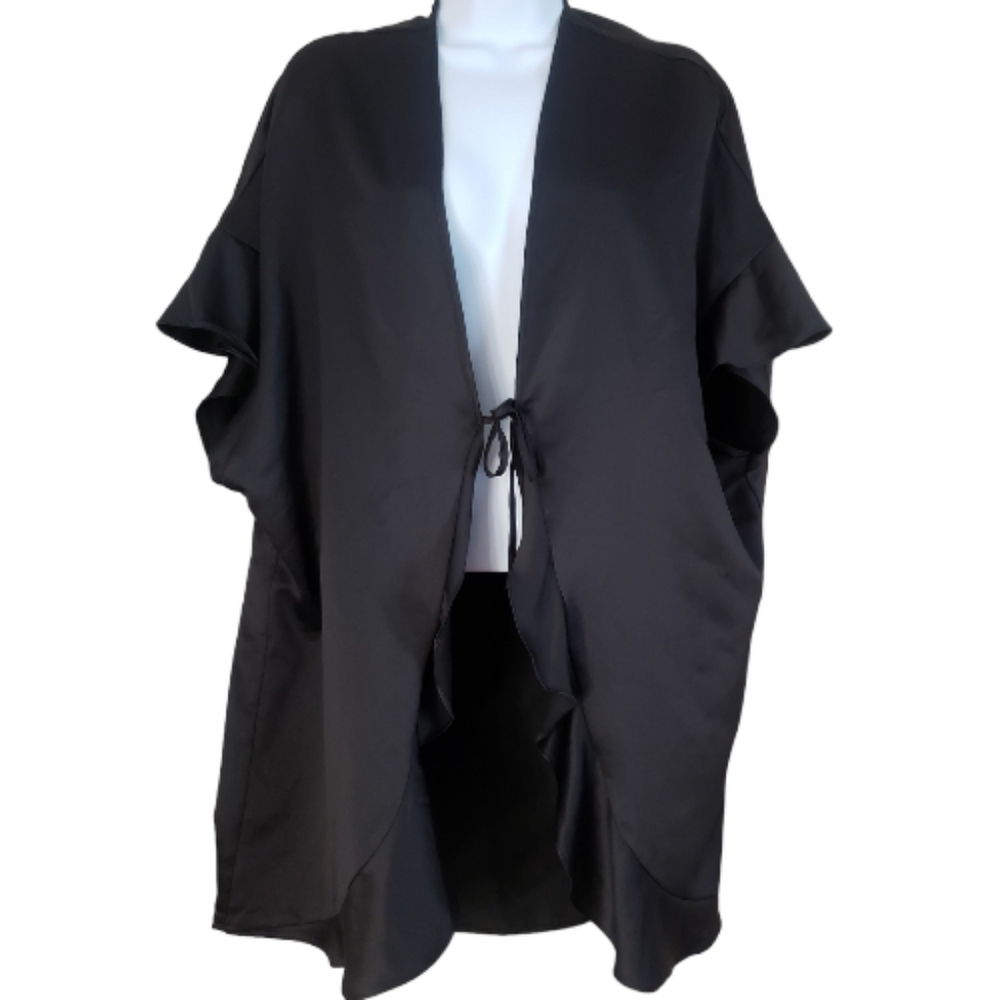 NWT Victoria Secret black satin short sleeve robe One Size fits most